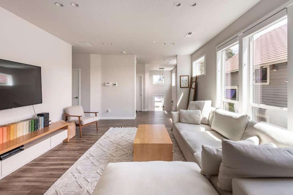 Comfy Family Home, Walkable Neighborhood + Patio! Πόρτλαντ Εξωτερικό φωτογραφία