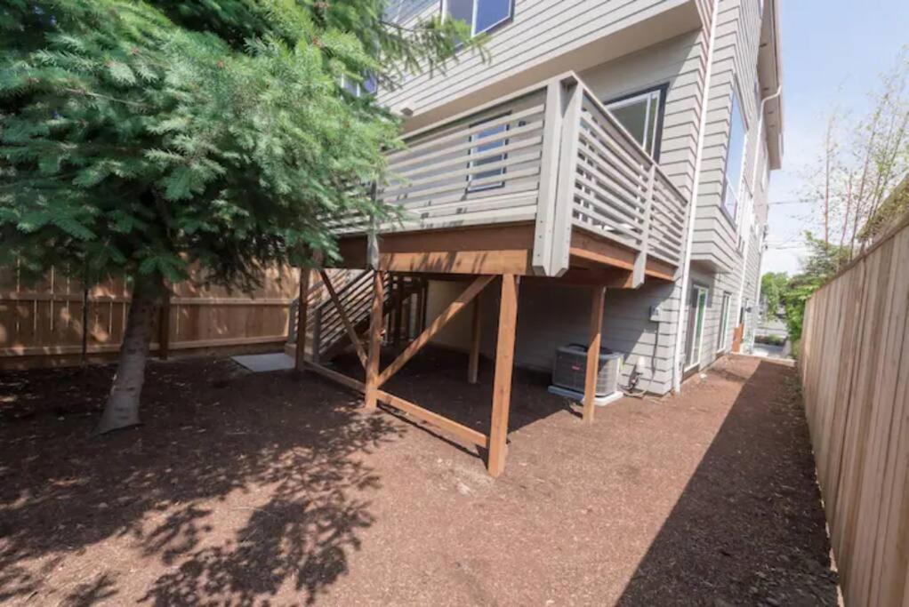 Comfy Family Home, Walkable Neighborhood + Patio! Πόρτλαντ Εξωτερικό φωτογραφία