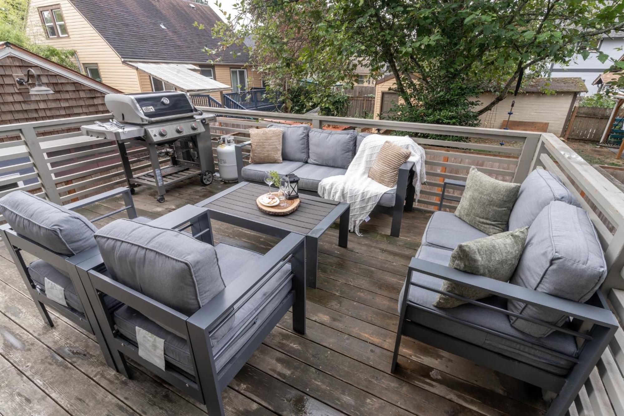 Comfy Family Home, Walkable Neighborhood + Patio! Πόρτλαντ Εξωτερικό φωτογραφία